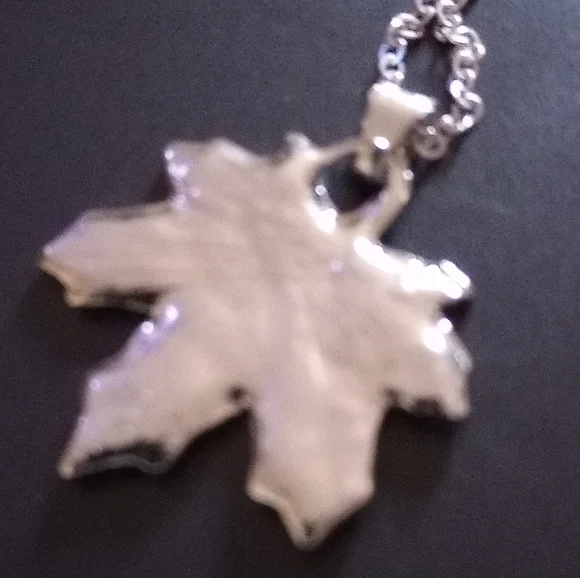 NEW! Stunning Winter Iced Blue & Silver Maple Leaf Necklace - Picture 6 of 7